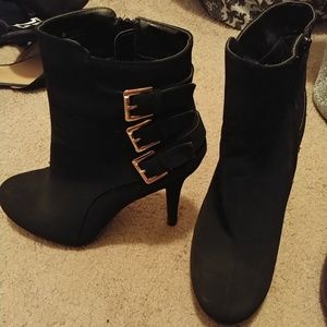 Steve Madden buckled heeled boots